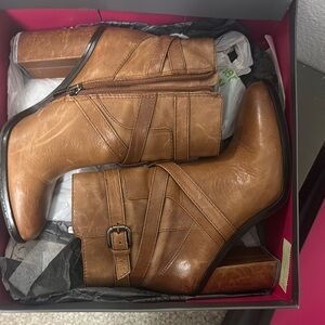 Vince Camuto Tan Leather Ankle Booties